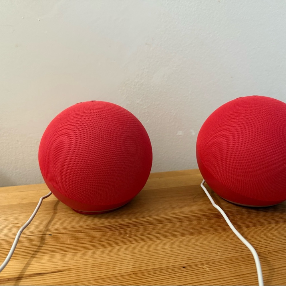 Amazon Echo dots